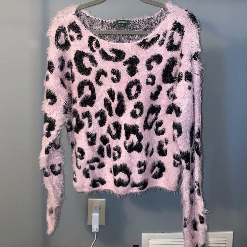 Cute leopard cozy sweater